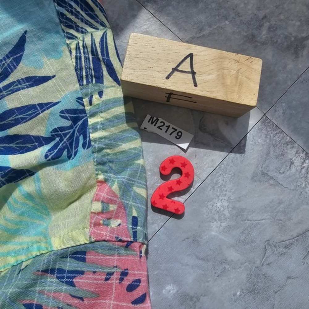 IZOD Saltwater Button Up Shirt Mens 2XL Blue Hawaiian‎ Tropical Aloha Leaf Beach - Picture 8 of 8